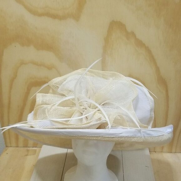 Elegant White and Cream Women's Hat By Aussie Austine Medium/Large - Picture 6 of 8